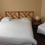 De L'orme, Akena Hotel Évreux