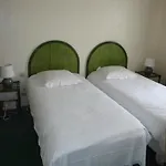 De L'orme, Akena 3* Évreux