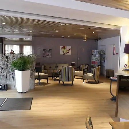 Hotel De L'orme, Akena Évreux