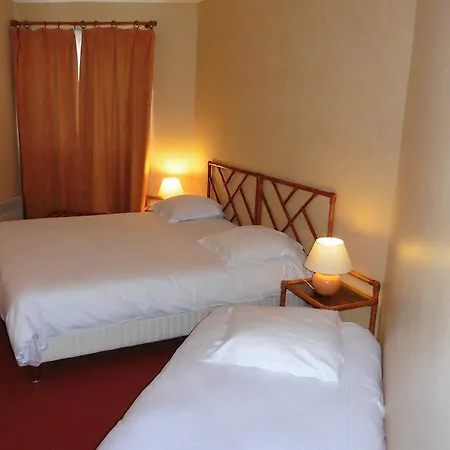 De L'orme, Akena Hotel Evreux