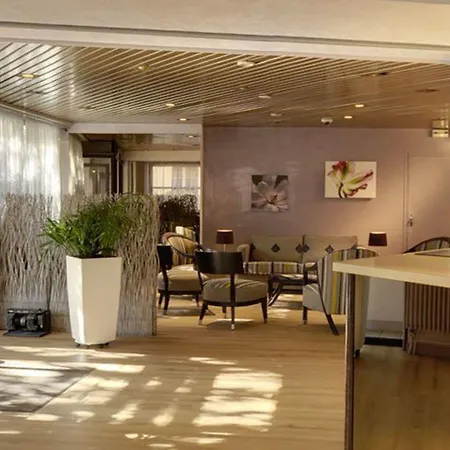 De L'orme, Akena 3* Evreux