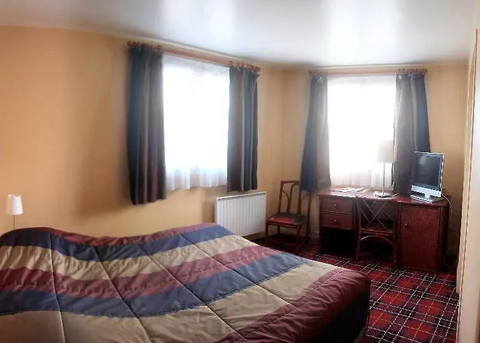 Hotel De L'orme, Akena Evreux