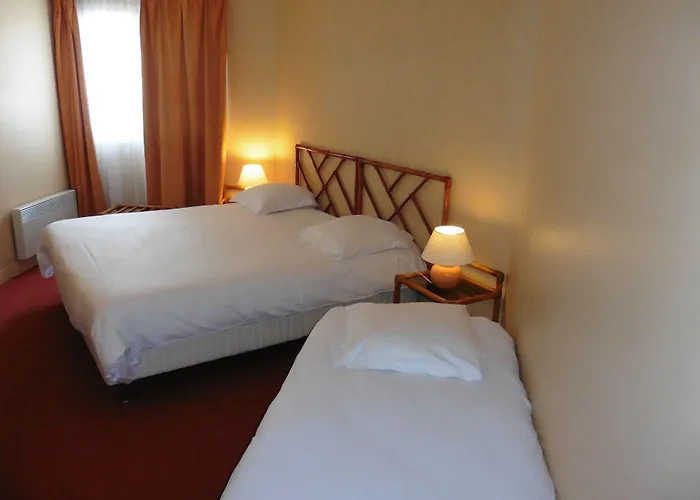 De L'orme, Akena Evreux