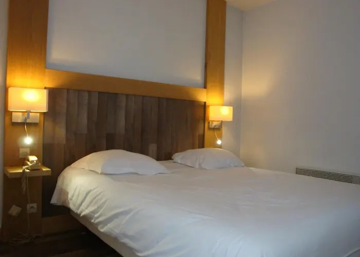 De L'orme, Akena 3* Evreux