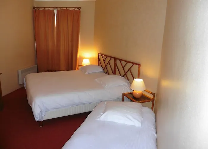 De L'orme, Akena Hotel Evreux