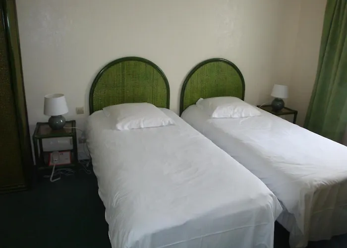 De L'orme, Akena 3* Evreux